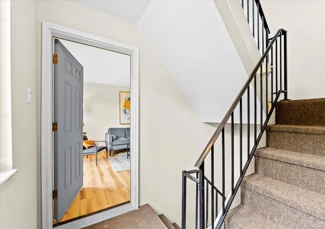 Photo 2 of Condo for sale at 2745 Westphalia Ct #C, Saint Louis, MO 63129 | MLS# 25030076 | Listing updated on 2025-05-07