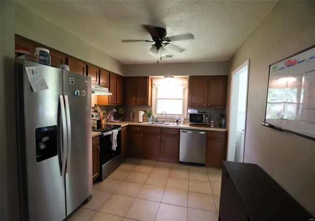 5th image of 1507 Vine St, Poplar Bluff, MO 63901 | MLS# 25030144