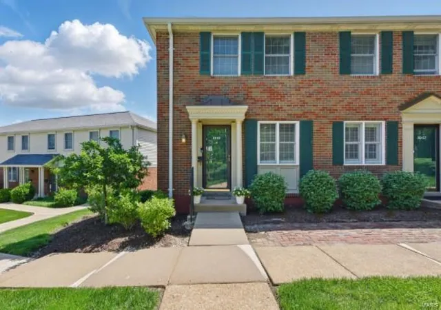 Photo 1 of Townhouse for sale at 8959 S Swan Cir, Saint Louis, MO 63144 | MLS# 25030264 | Listing updated on 2025-05-10