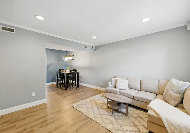 Photo 3 of Townhouse for sale at 8959 S Swan Cir, Saint Louis, MO 63144 | MLS# 25030264 | Listing updated on 2025-05-10