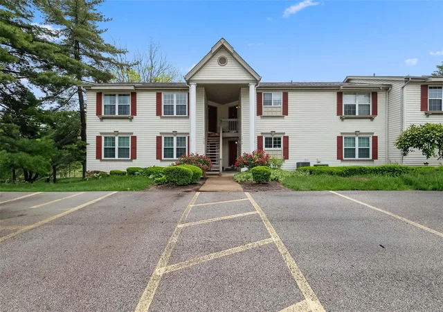 Photo 1 of Condo for sale at 70 Sugar Glen Ct #5, Saint Peters, MO 63376 | MLS# 25030409 | Listing updated on 2025-05-09