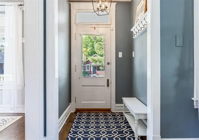 Photo 3 of Single family home for sale at 230 Simmons Ave, Saint Louis, MO 63119 | MLS# 25030552 | Listing updated on 2025-05-09