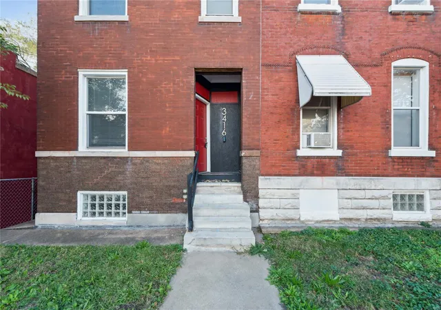 Photo 1 of Single family home for sale at 3416 Tennessee Ave, Saint Louis, MO 63118 | MLS# 25030790 | Listing updated on 2025-05-10