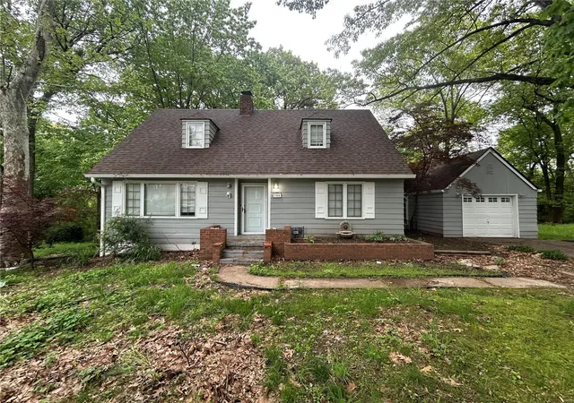 Photo 1 of Single family home for sale at 700 Valencia Ave, Saint Louis, MO 63138 | MLS# 25030820 | Listing updated on 2025-05-10