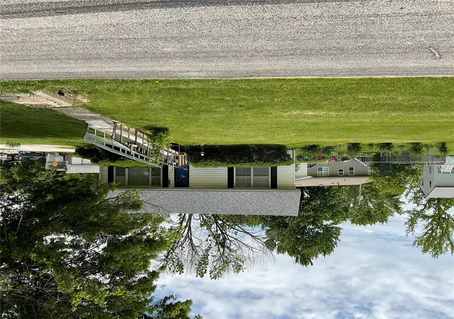 Photo 1 of Single family home for sale at 407 S Harper St, Montgomery City, MO 63361 | MLS# 25030931 | Listing updated on 2025-05-12