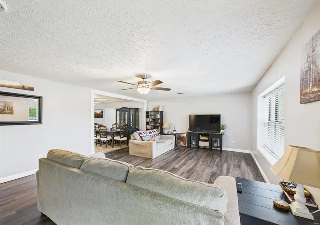 Photo 1 of Single family home for sale at 14469 Tailor Rd, Saint Robert, MO 65584 | MLS# 25031018 | Listing updated on 2025-05-12