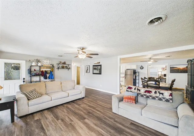 Photo 3 of Single family home for sale at 14469 Tailor Rd, Saint Robert, MO 65584 | MLS# 25031018 | Listing updated on 2025-05-12