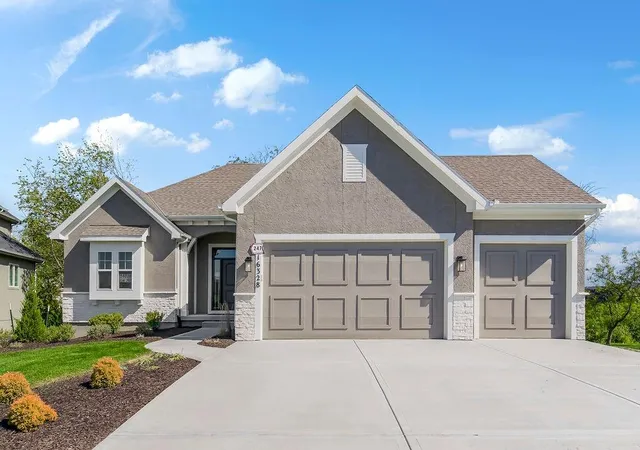 4th image of 12694 S Wrangler St, Olathe, KS 66061 | MLS# 2416261