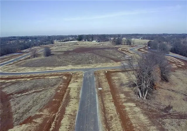2nd image of 32201 Outer Belt Rd, Lake Lotawana, MO 64086 | MLS# 2418590