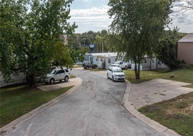 Photo 3 of Sale Pending at 317 E Hale Lake Rd, Warrensburg, MO 64093 | MLS# 2455940 | Listing updated on 2026-09-05