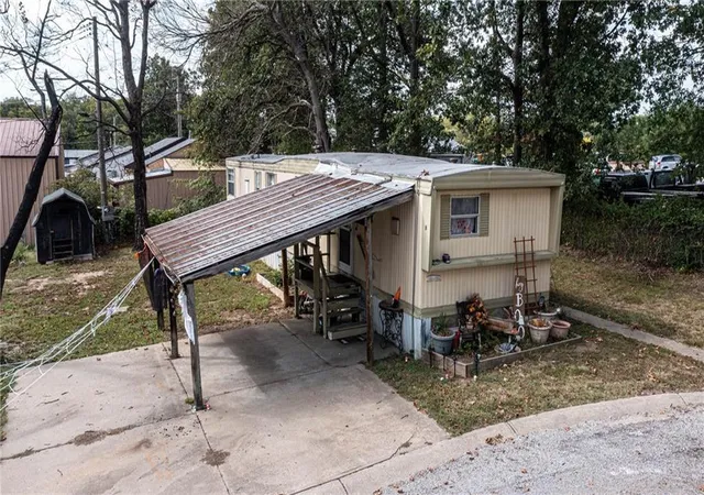 Photo 3 of Sale Pending at 317 E Hale Lake Rd, Warrensburg, MO 64093 | MLS# 2455940 | Listing updated on 2026-09-05