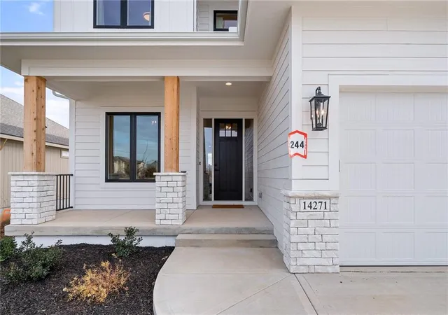Photo 2 of Single family home for sale at 14271 S Houston St, Olathe, KS 66061 | MLS# 2475104 | Listing updated on 2026-10-20