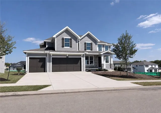 Photo 1 of Single family home for sale at 16751 S Hall St, Olathe, KS 66062 | MLS# 2477326 | Listing updated on 2026-08-29