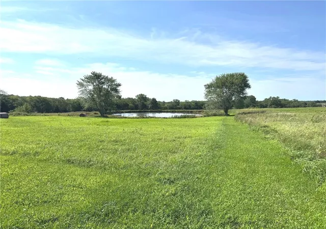 Homes for sale in Gallatin, MO | 24984 P Hwy, Gallatin, MO 64640 | MLS# 2482625