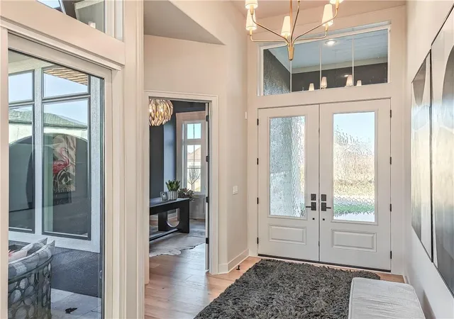 Photo 4 of Single family home for sale at 10603 W 173rd Terrace, Overland Park, KS 66221 | MLS# 2486299 | Listing updated on 2026-10-17