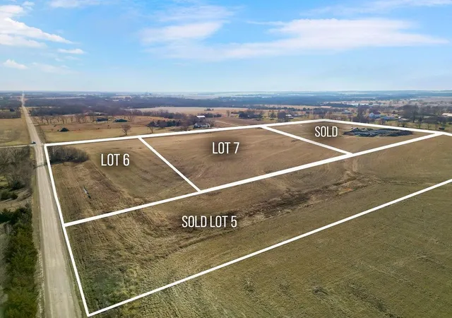 3rd image of 0006 W 151 St, Gardner, KS 66025 | MLS# 2491433