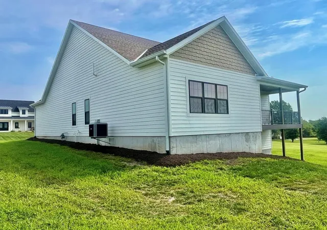 Homes for sale in Maryville, MO | 25584 Magnolia Cir, Maryville, MO 64468 | MLS# 2491489