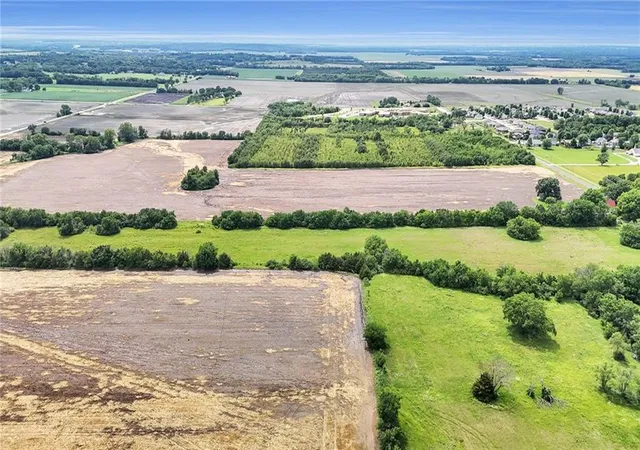 4th image of 704 W 19Th St, Ottawa, KS 66067 | MLS# 2491577