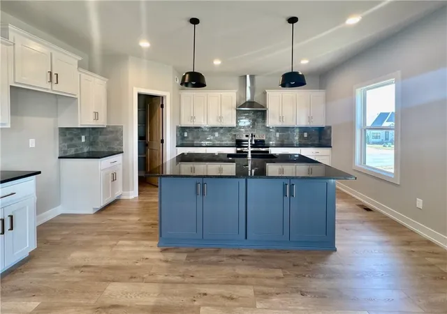 Photo 3 of Single family home for sale at 12860 N Champanel Way, Platte City, MO 64079 | MLS# 2500750 | Listing updated on 2026-09-27