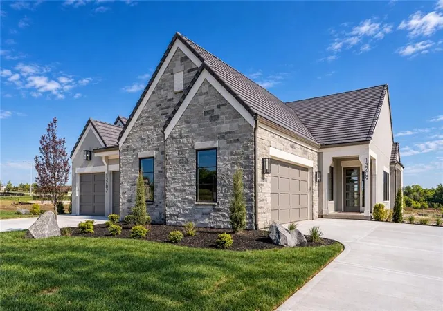 Single family home for sale at 13709 Pembroke Ln, Overland Park, KS 66224 | MLS# 2501726