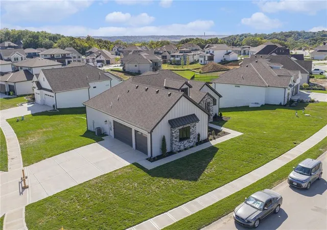Photo 48 of Single family home for sale at 5163 Nw 47Th Ter, Riverside, MO 64150 | MLS# 2506657 | Listing updated on 2026-10-12