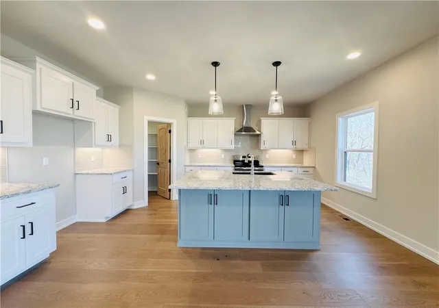 Photo 3 of Single family home for sale at 18000 N Peach Blossom Dr, Platte City, MO 64079 | MLS# 2507074 | Listing updated on 2026-09-27
