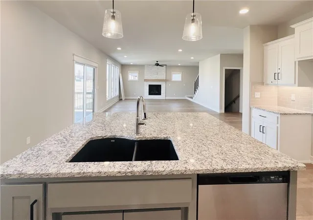 Photo 4 of Single family home for sale at 18000 N Peach Blossom Dr, Platte City, MO 64079 | MLS# 2507074 | Listing updated on 2026-09-27