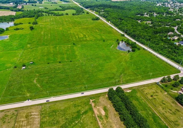 Photo 4 of Sale Pending at 11600 Donahoo Rd, Kansas City, KS 66109 | MLS# 2507447 | Listing updated on 2026-08-20