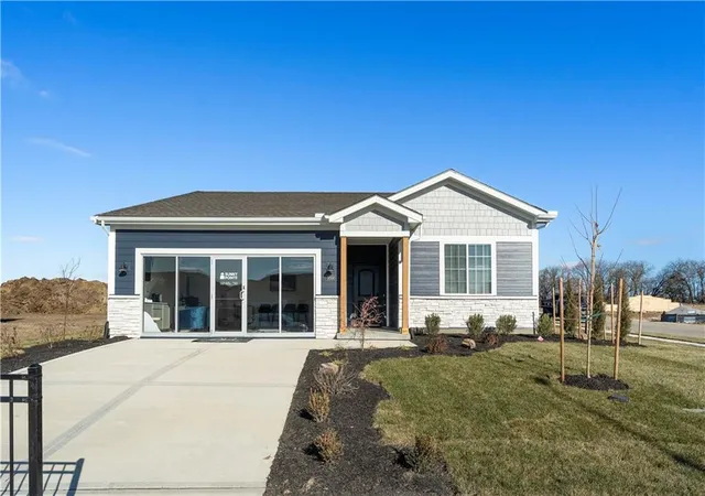 Photo 2 of Single family home for sale at 3000 Nw 96th St, Kansas City, MO 64154 | MLS# 2508941 | Listing updated on 2026-10-03