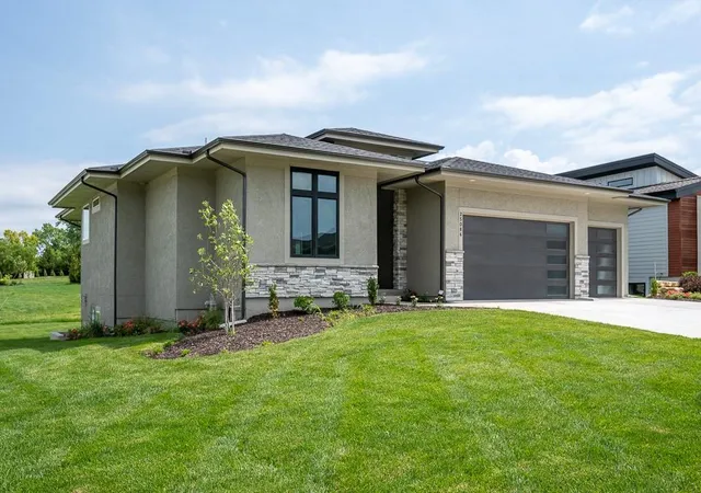 2nd image of 25086 W 112th St, Olathe, KS 66061 | MLS# 2512545