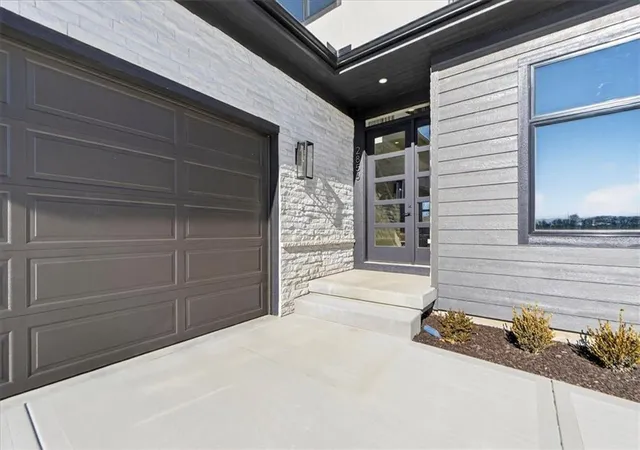 Photo 3 of Single family home for sale at 2856 W 133rd Terrace, Shawnee Mission, KS 66209 | MLS# 2515401 | Listing updated on 2026-10-01