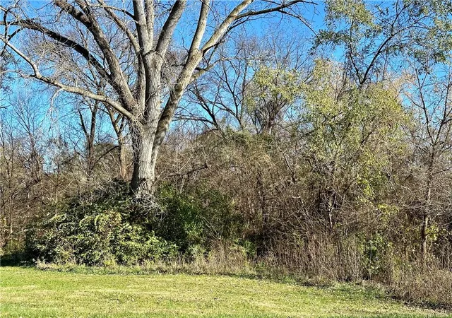 2nd image of Lots, 7,8,9 Monument Rd, Wathena, KS 66090 | MLS# 2519368