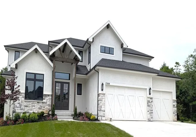 1st image of 17008 Hayes St, Overland Park, KS 66085 | MLS# 2524196