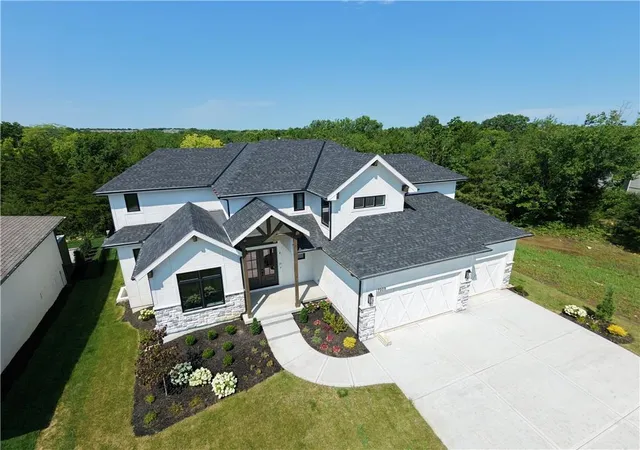 3rd image of 17008 Hayes St, Overland Park, KS 66085 | MLS# 2524196