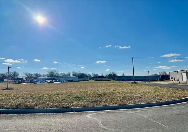 Homes for sale in Odessa, MO | Lot 6 E Park Ln, Odessa, MO 64076 | MLS# 2524564