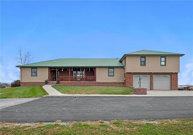 2nd image of 3600 Ne State Route W Rural Route, Weatherby, MO 64497 | MLS# 2525337