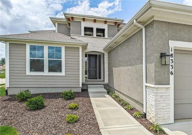 4th image of 18336 Monrovia St, Overland Park, KS 66013 | MLS# 2526423
