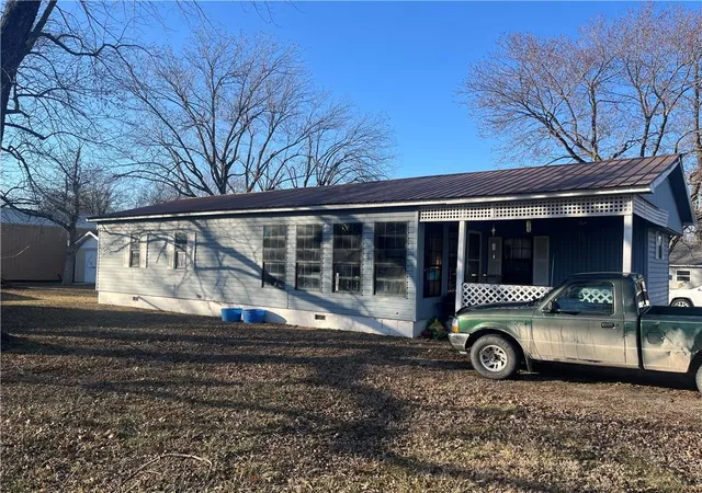 Homes for sale in Arma, KS | 202 W Perry St, Arma, KS 66712 | MLS# 2527782