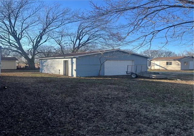 Homes for sale in Arma, KS | 202 W Perry St, Arma, KS 66712 | MLS# 2527782