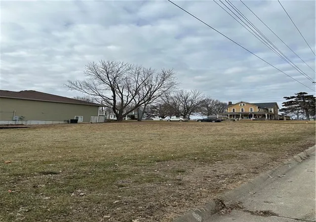 Homes for sale in Maryville, MO | 524 E 4th St, Maryville, MO 64468 | MLS# 2530302