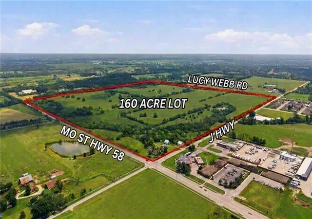 Photo 1 of Single family home for sale at 1101 E Walnut St, Raymore, MO 64083 | MLS# 2536055 | Listing updated on 2026-08-18