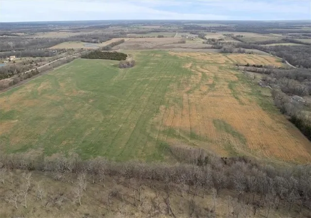 Homes for sale in Edgerton, KS | N 600Th And County Line Rd, Edgerton, KS 66021 | MLS# 2537925