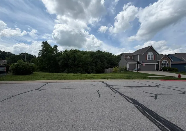 Photo 3 of Land for sale at 911 S 12 St, Louisburg, KS 66053 | MLS# 2538235 | Listing updated on 2026-05-28