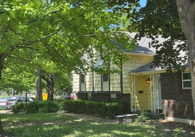2nd image of 7722 E 90th Ter, Kansas City, MO 64138 | MLS# 2539712
