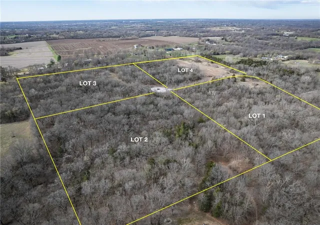 Homes for sale in Buckner, MO | 1521 S Buckner Tarsney Rd, Buckner, MO 64016 | MLS# 2541079
