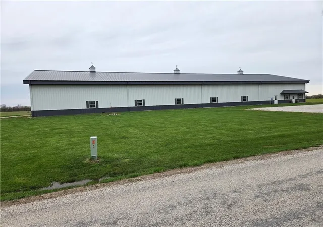 1st image of 26504 Rockville Rd, Louisburg, KS 66053 | MLS# 2541534