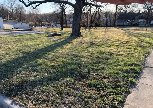 Homes for sale in El Dorado Springs, MO | 112 W Broadway El Dorado Spgs Mo St, El Dorado Springs, MO 64744 | MLS# 2546949