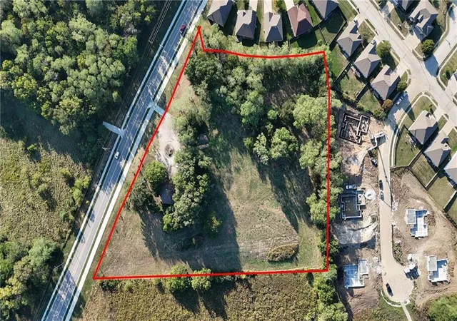 5th image of 9121 Nw Old Stagecoach Rd, Kansas City, MO 64154 | MLS# 2547257
