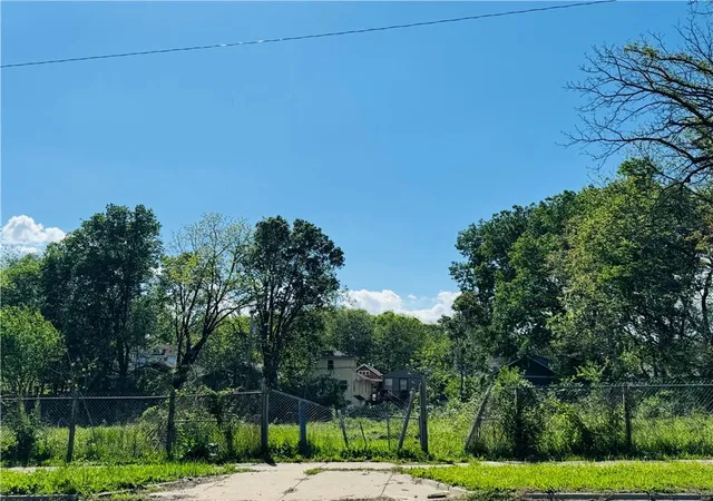 1st image of 2810 Cleveland Ave, Kansas City, MO 64128 | MLS# 2547319