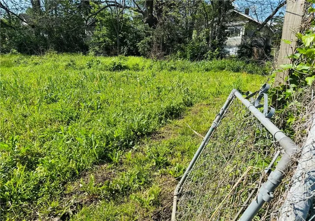 Photo 3 of Land for sale at 2810 Cleveland Ave, Kansas City, MO 64128 | MLS# 2547319 | Listing updated on 2026-10-21